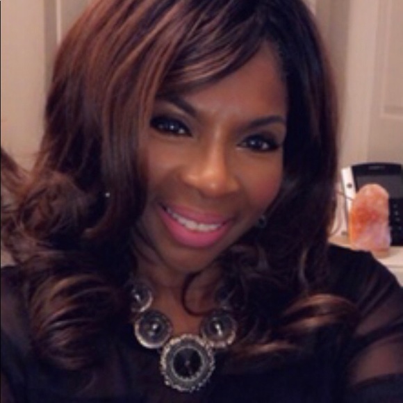 Meet your Posher, Joyce - Picture 11 of 15